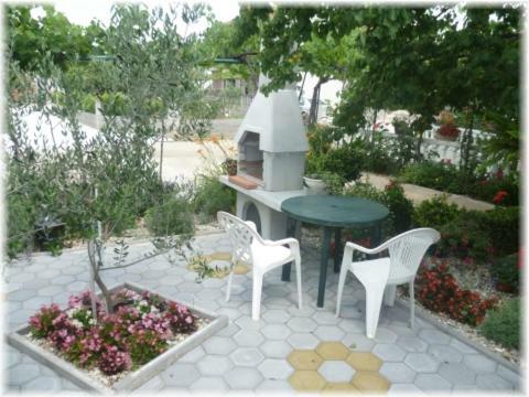 Apartman Studio - Sime 3 Sukosan Luaran gambar